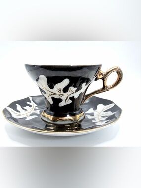 🫖 Vintage Paragon Teacup & Saucer w Gold Accents, Made for Royalty! 👸🏻